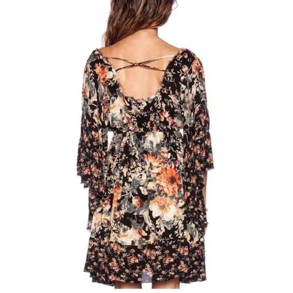 Free People Mini Dress Sz XS Heart Of Gold Dark Floral Boho Bell Sleeve Fairy - Picture 4 of 16